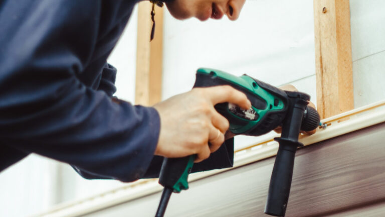 Common Siding Installation Mistakes: A Definitive Guide