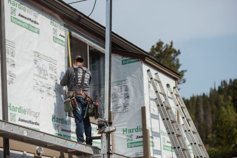 How to Avoid Siding Installation Errors: A Comprehensive Guide