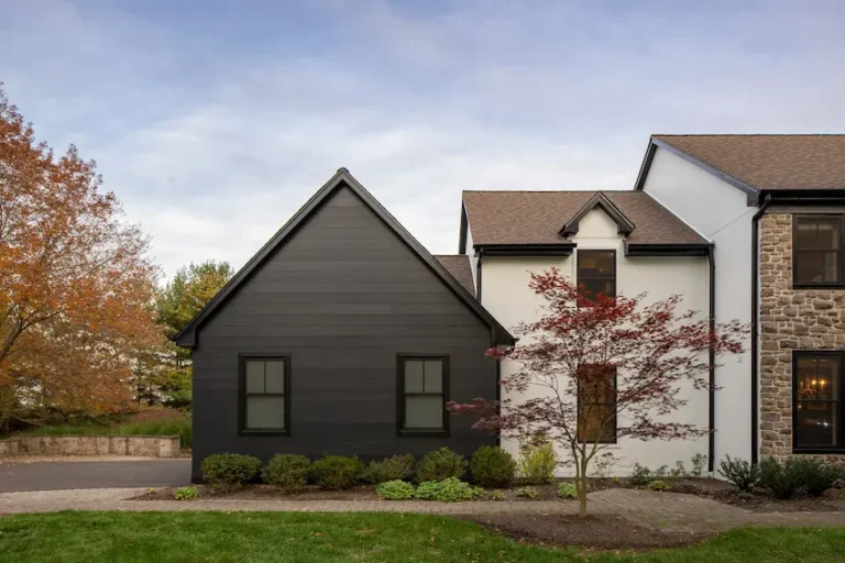 Siding Renovation Guide: A Masterclass in Building Envelopes